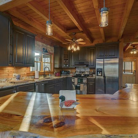 Blue Ridge Bliss- Spacious Cabin, Pets, Hot Tub! Zewnętrze zdjęcie