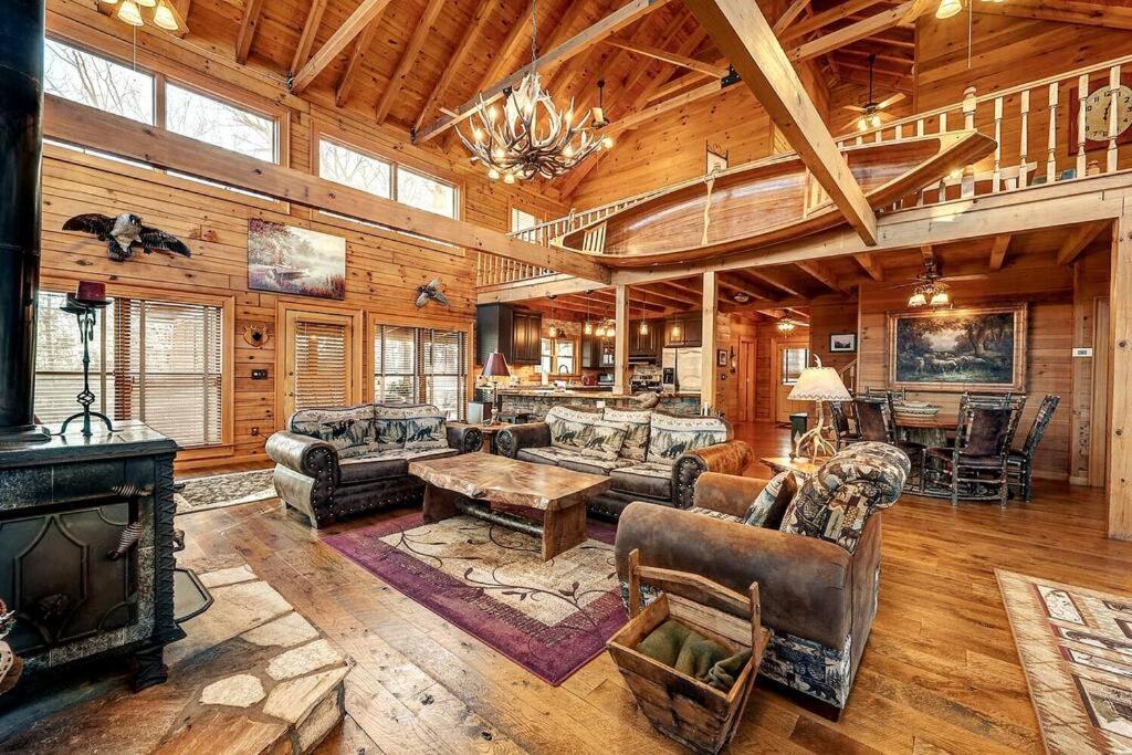 Blue Ridge Bliss- Spacious Cabin, Pets, Hot Tub! Zewnętrze zdjęcie