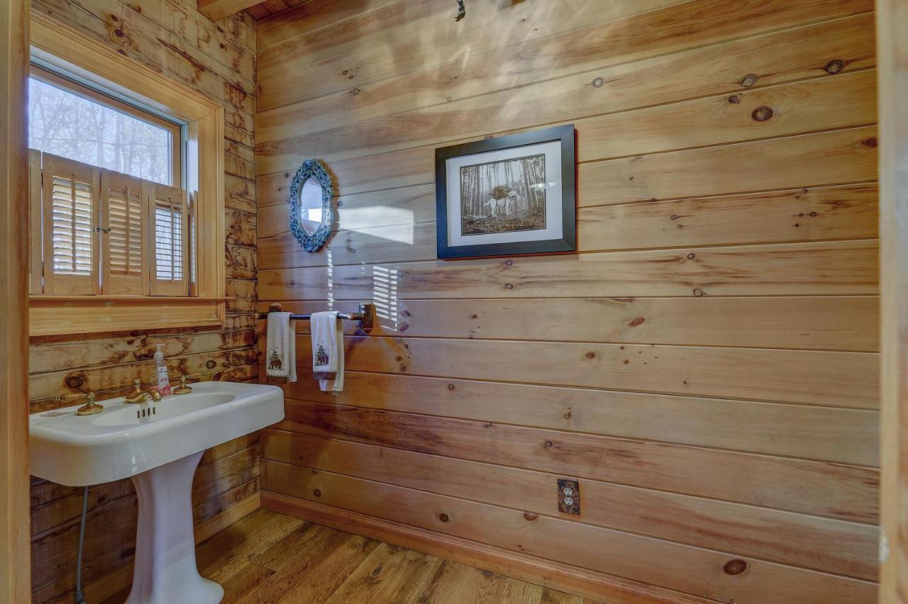 Blue Ridge Bliss- Spacious Cabin, Pets, Hot Tub! Zewnętrze zdjęcie