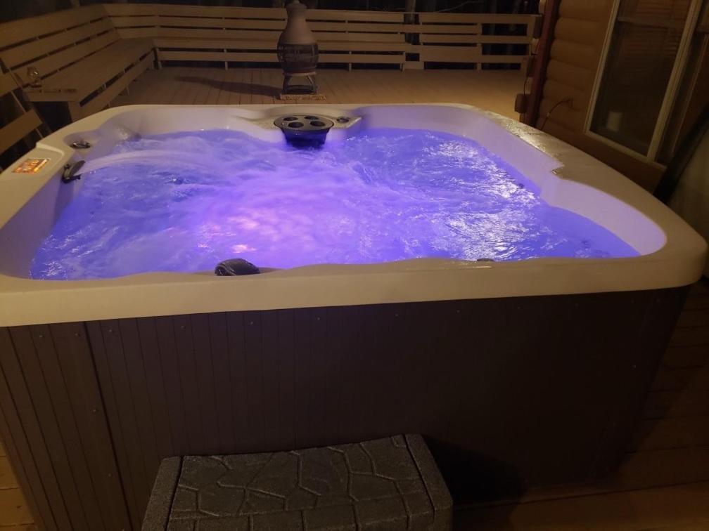 Blue Ridge Bliss- Spacious Cabin, Pets, Hot Tub! Zewnętrze zdjęcie